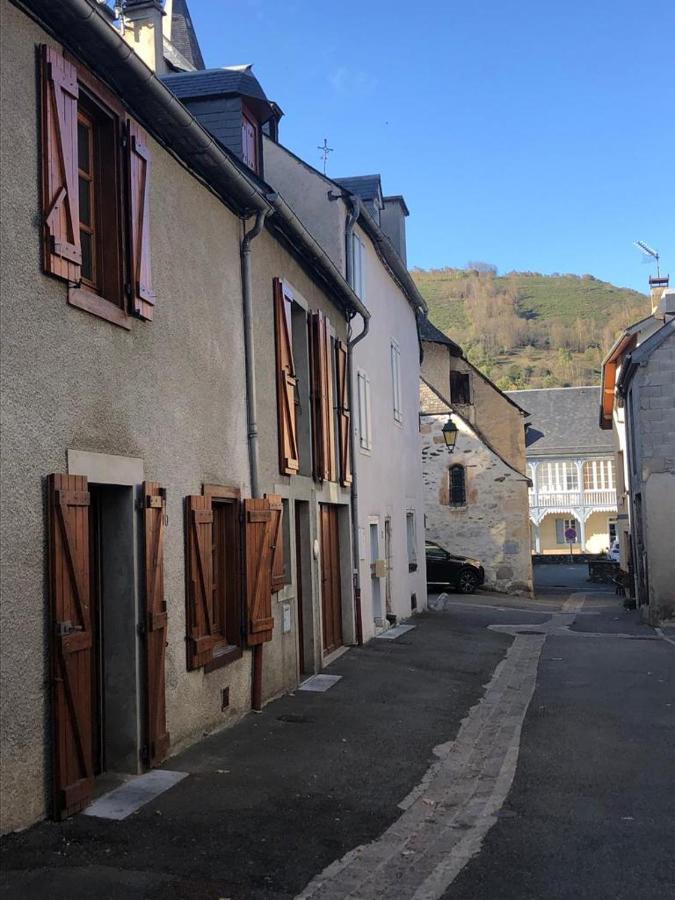 Agreable Maison Au Centre D'Arreau Pour 8 Pers エクステリア 写真